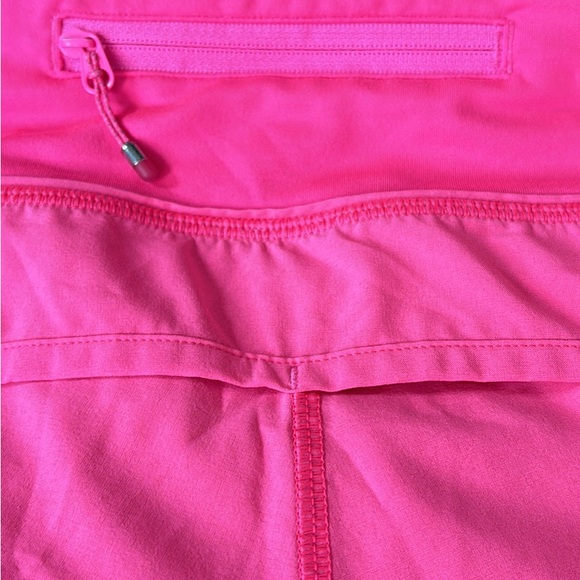 Pink LULU shorts 4 - Picture 4 of 8